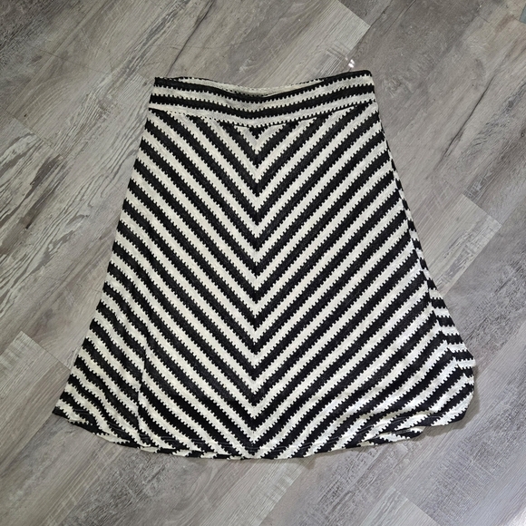 Zac & Rachel Cotton Blend Skirt Size  Large Lightweight Flare Knitted - Picture 1 of 8